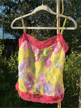 Vintage Y2K WD.NY Pink Lace-Trim Floral Yellow Pink Purple Silk Chemise